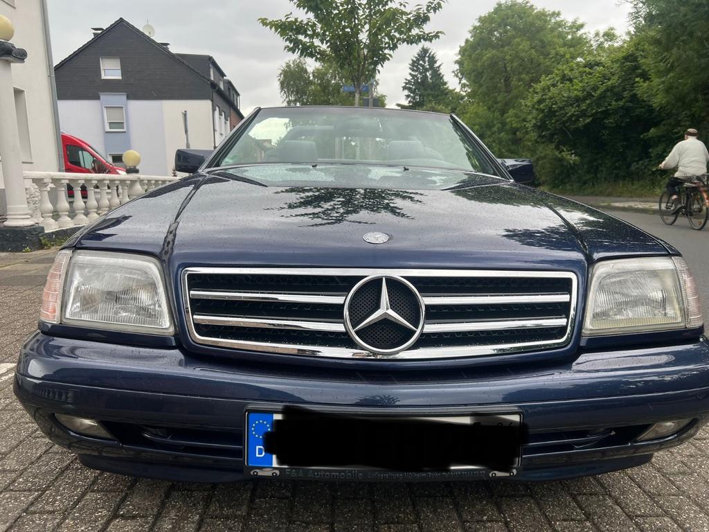 Mercedes-Benz SL 320