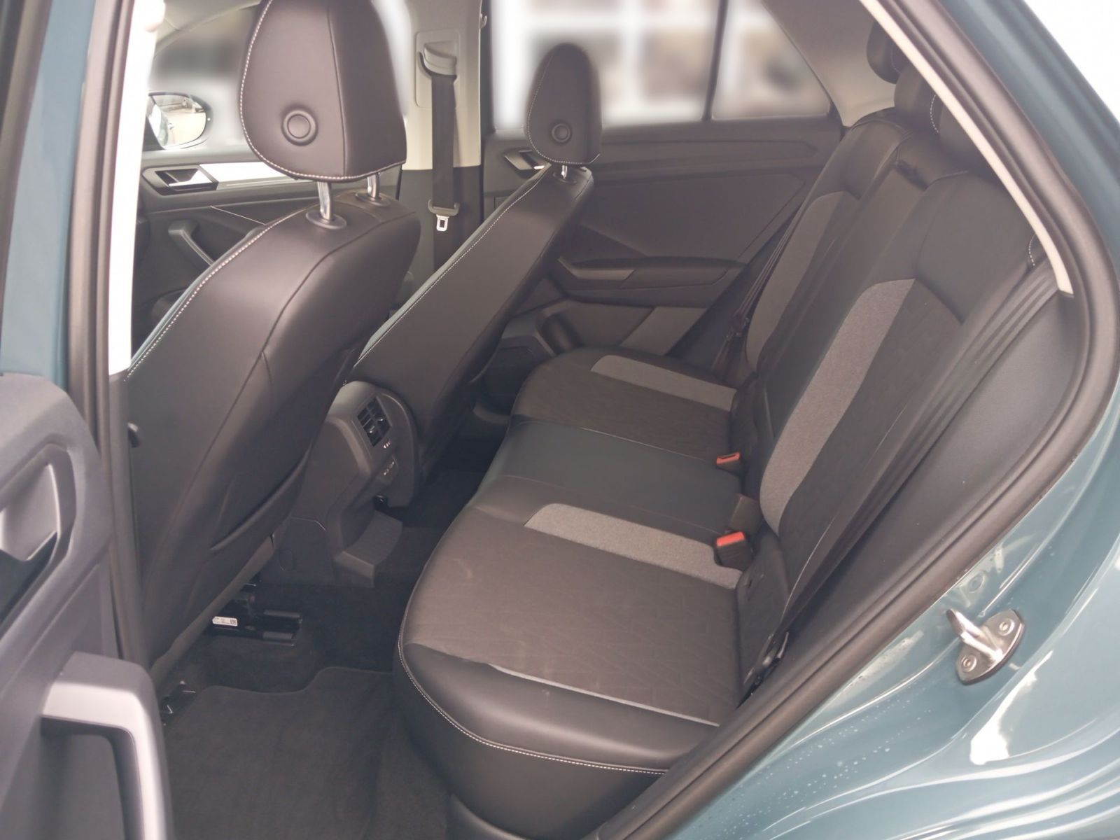 Volkswagen T-Roc - Bild 11