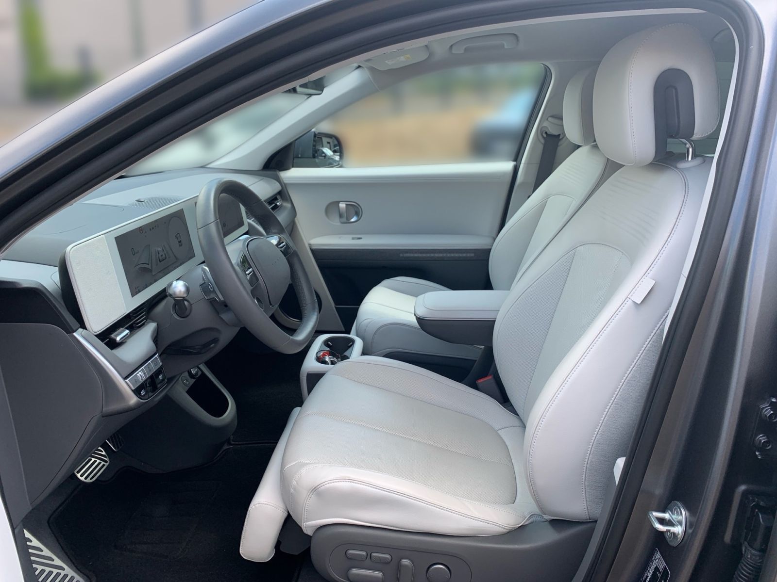 Fahrzeugabbildung Hyundai IONIQ 5 Uniq 4WD 72,6 kWh 20 Zoll Relax Paket