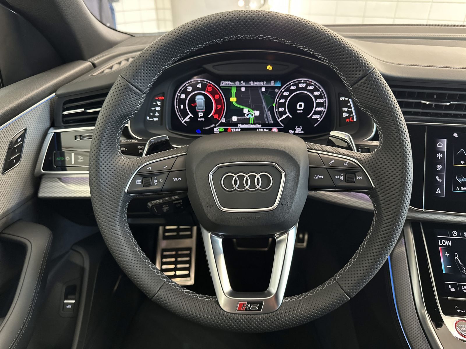 Audi RSQ8 - Bild 11