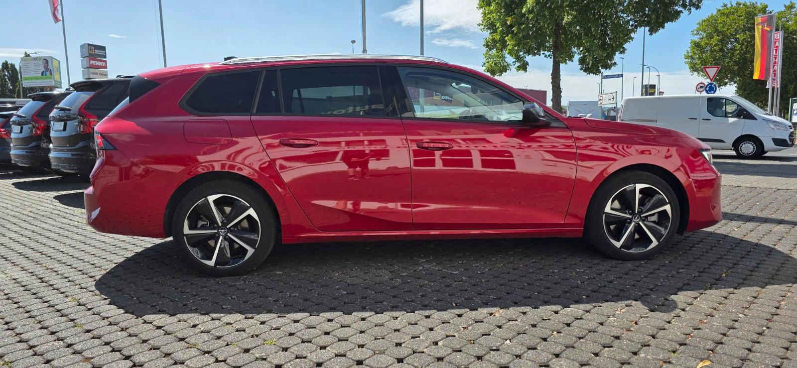 Opel Astra L Sports Tourer Business Edition Plug-in-H