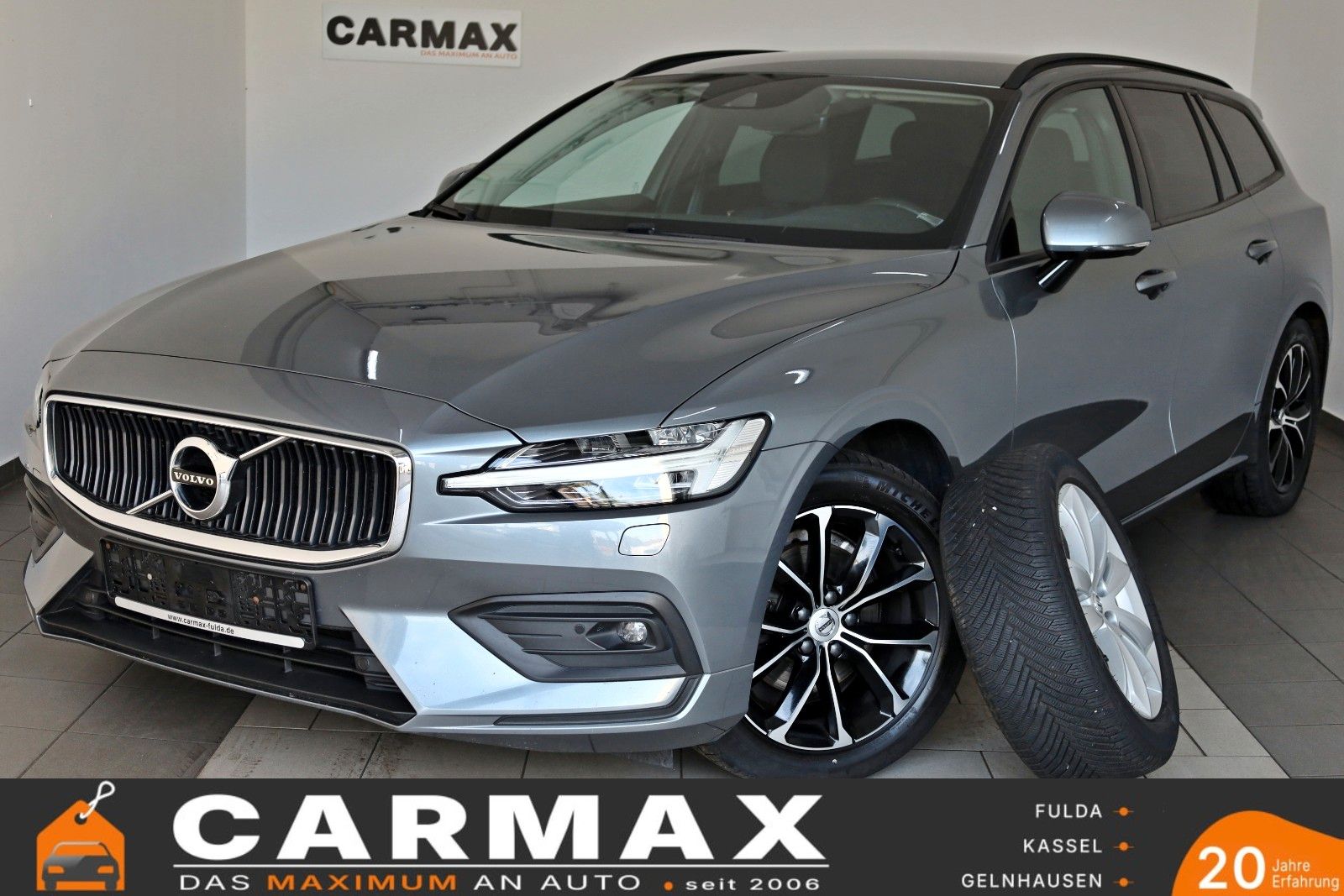 Fahrzeugabbildung Volvo V60 Momentum Leder,Navi,LED,ACC,Kamera,SH,SR+WR