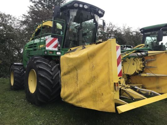 John Deere 7350