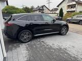 Mercedes-Benz EQC 400 4MATIC AMG Line AMG Line - Mercedes-Benz EQC von privat