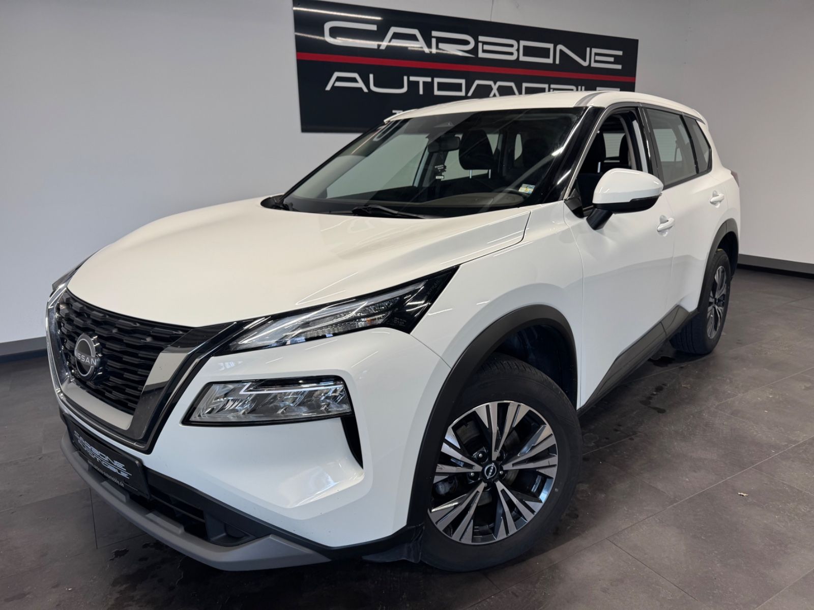Nissan X-Trail - 1