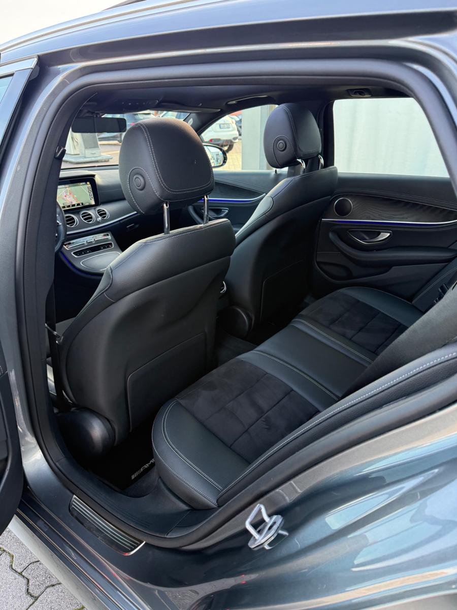 Mercedes-Benz E-Class T-Modell E 200 AMG-Packet, миниатюра 11