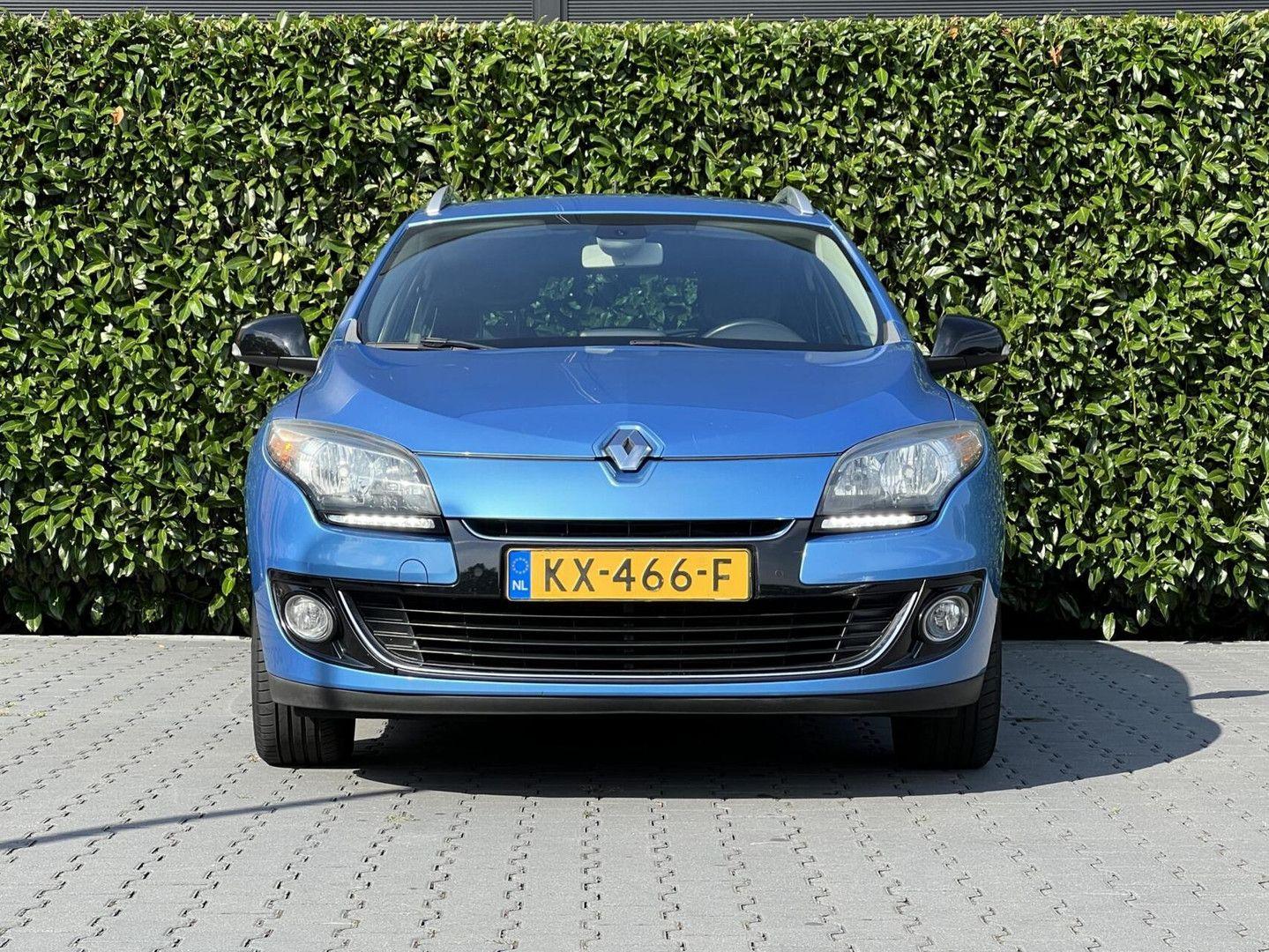 Renault Megane 2013 — двигун 1.198 cm³, 132 HP (97kW)