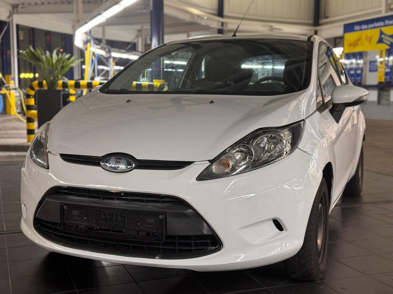 Ford Fiesta Trend X Paket KLIMA/SITZHEIZUNG/TÜV 02/27