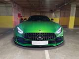 Mercedes-Benz AMG GT R Coupe Neuwertig*Ceramic* - Mercedes-Benz AMG GT in Frankfurt (Main)