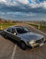 Mercedes-Benz Mercedes Benz 260 E * Automatik * - Mercedes-Benz 260 in Stuttgart