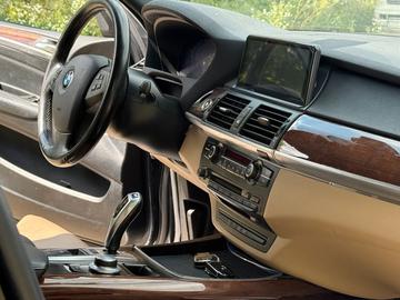 2008 BMW X5 M — миниатюра 12