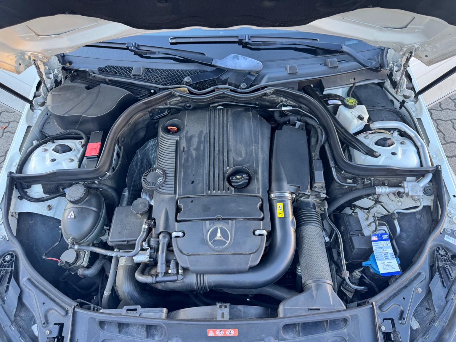 Mercedes-Benz C 180 C Coupe Navi /Automatik/Tempomat