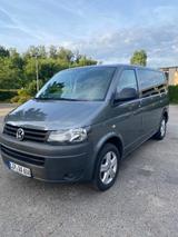 Volkswagen T5 Caravelle 2.0 TDI 9-Sitzer TÜV 12/2027 - gebrauchte VW T5 Caravelle aus dem Jahr 2010