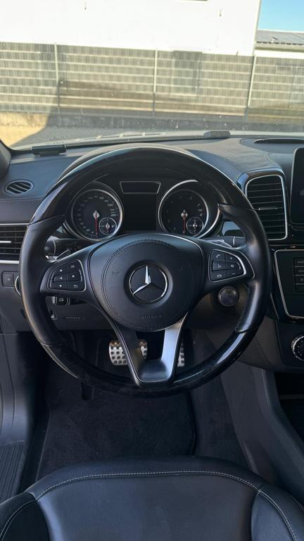 Mercedes-Benz GLS 500