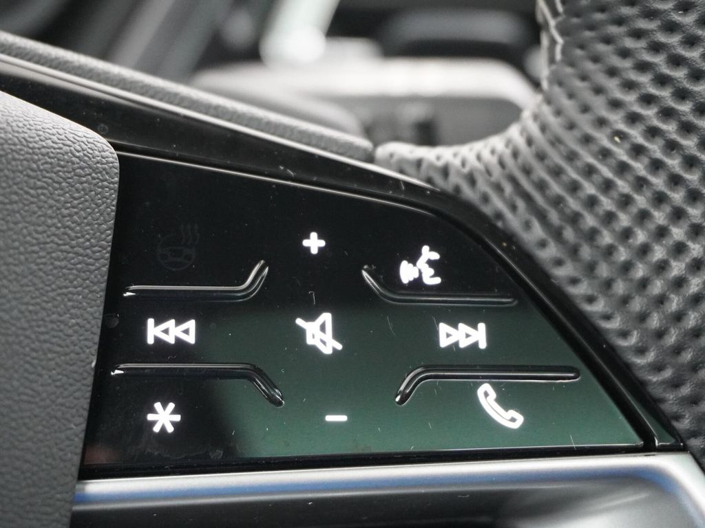 Audi Q4 e-tron 35 Launch edition S Competition 55 kWh