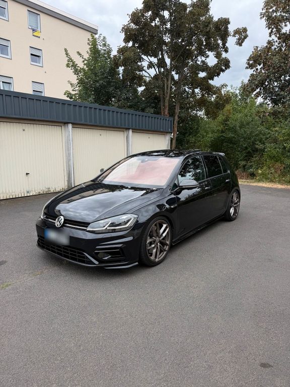 Image of Volkswagen Golf