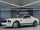 Ford Mustang Coupe 4.0L V6 Automatik *HU NEU* - Ford Mustang aus 2005: Coupe