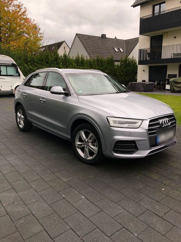 Audi Q3 2.0 TDI, Top gepflegt!