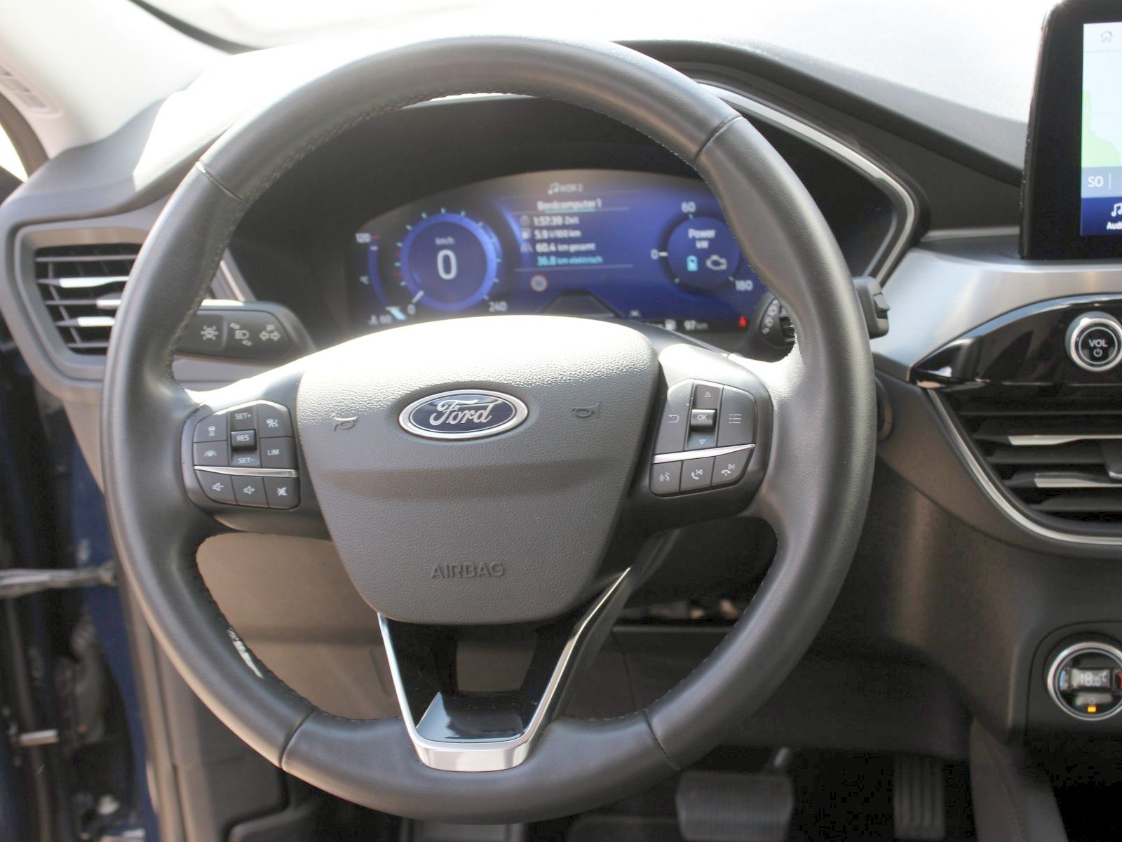 Fahrzeugabbildung Ford Kuga Plug-In Hybrid Titanium 2,5 Duratec