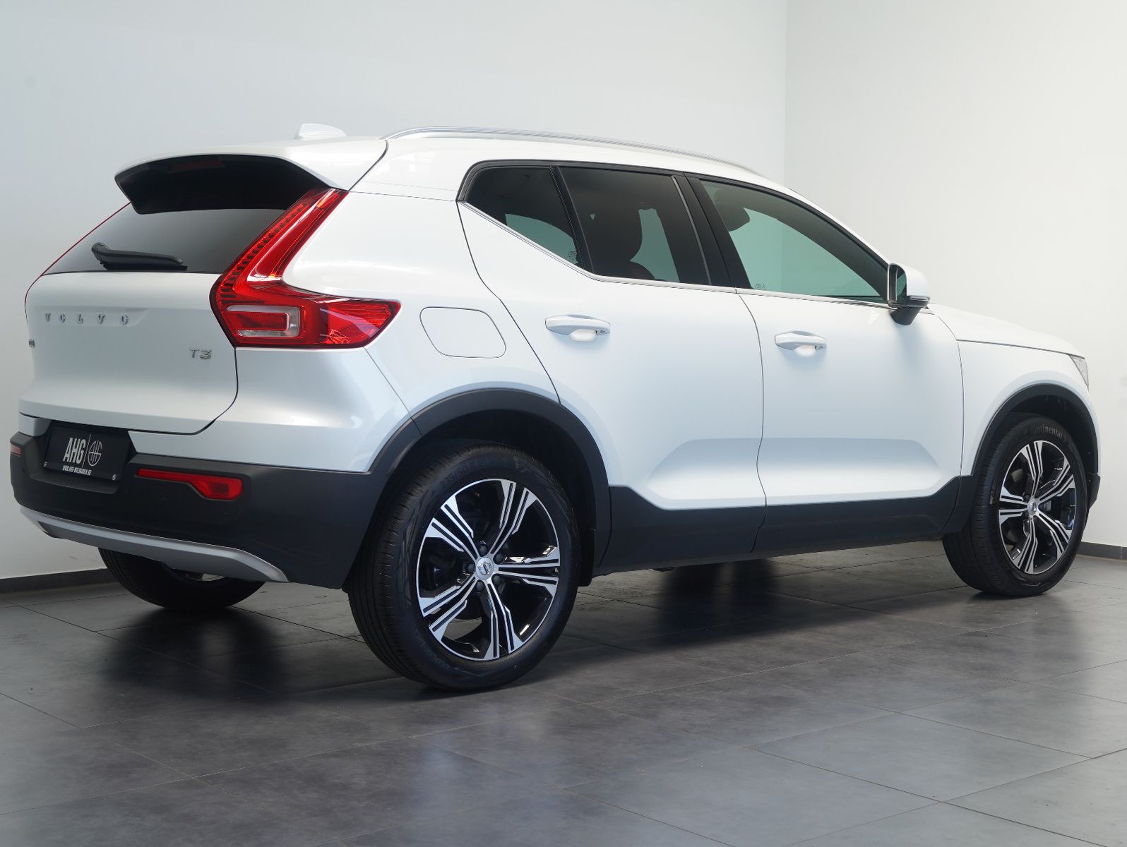 Fahrzeugabbildung Volvo XC40 T3 Inscription LED/NAVI/ACC/LEDER/PANO