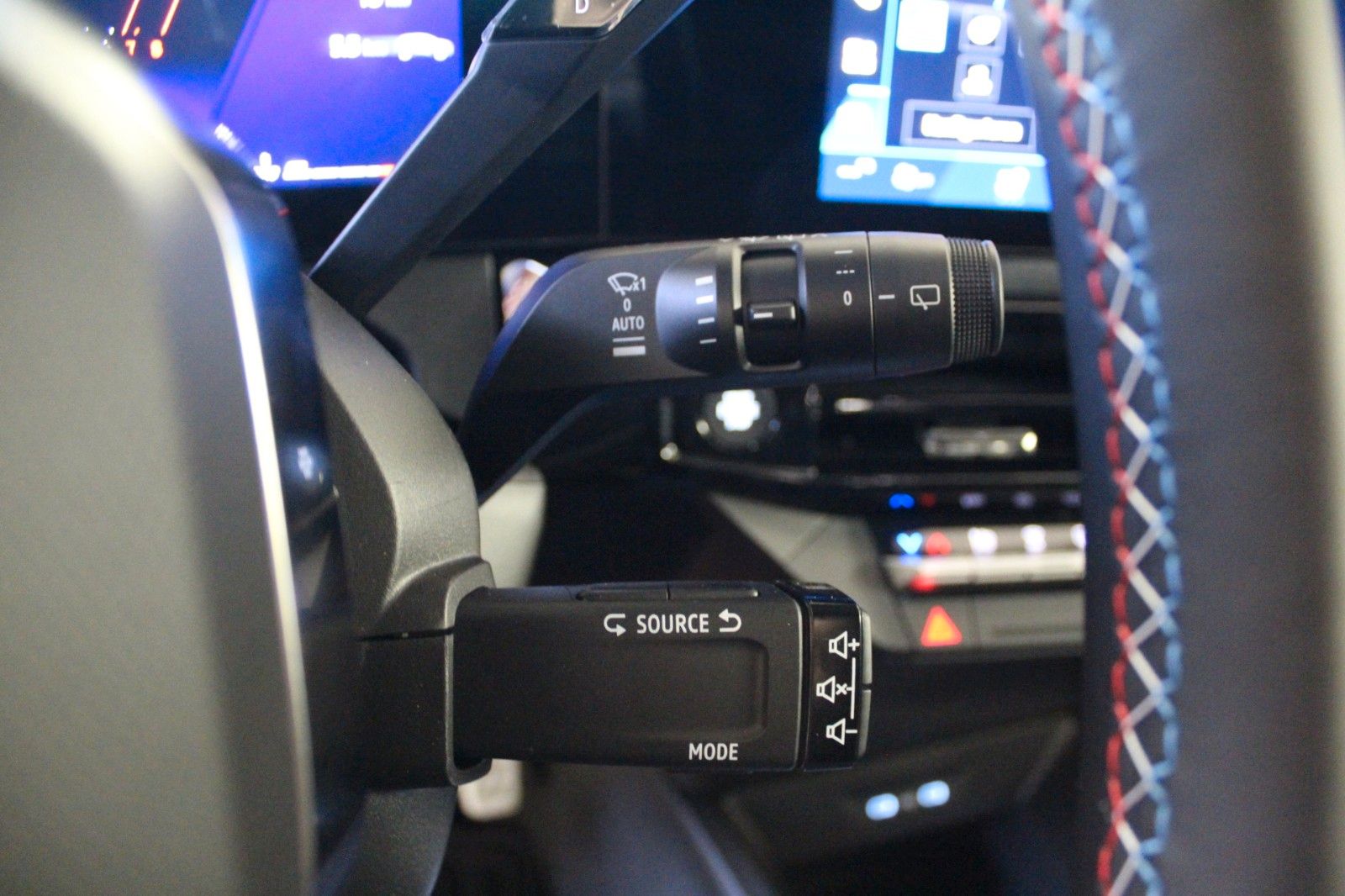 Fahrzeugabbildung Renault Clio TCe 115 EDC Esprit Alpine