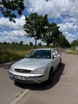 Ford Mondeo 1.8 92 kW Ghia  - Ford Mondeo aus 2001: Ghia