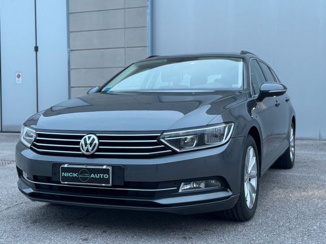 Volkswagen Passat Variant 1.6 TDI Business BlueM