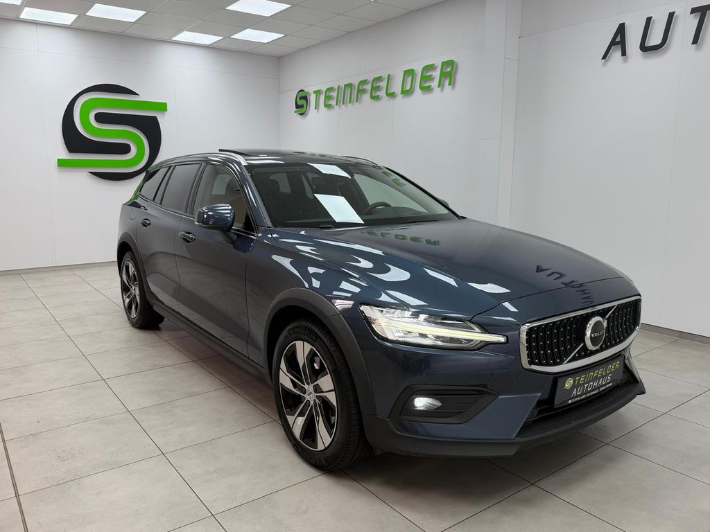 Image of Volvo V60 Cross Country