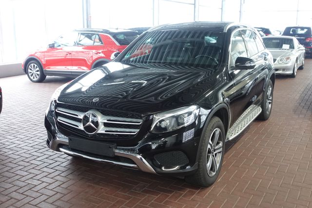 Mercedes-Benz GLC 250 d 4Matic Comand Panorama 360° Kam. LED