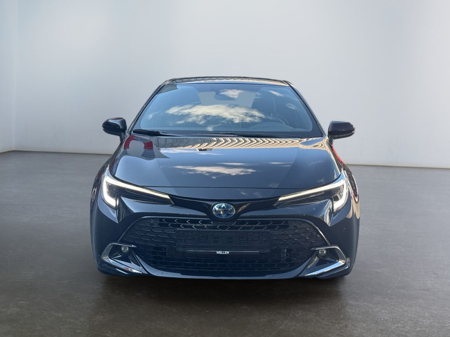 Toyota Corolla Hybrid 2,0 l, 196 PS CVT. 4x2, 5-Tü Navi imagem 2