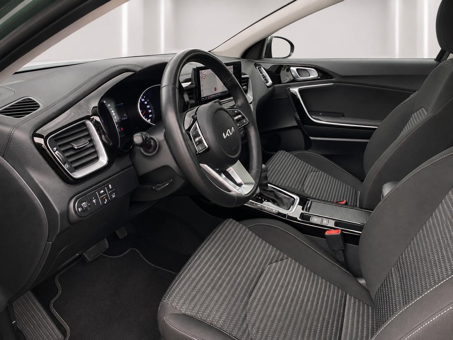 Kia Ceed SW 1.5 T-GDI DCT7 Platinum *LED*JBL*Kamera*