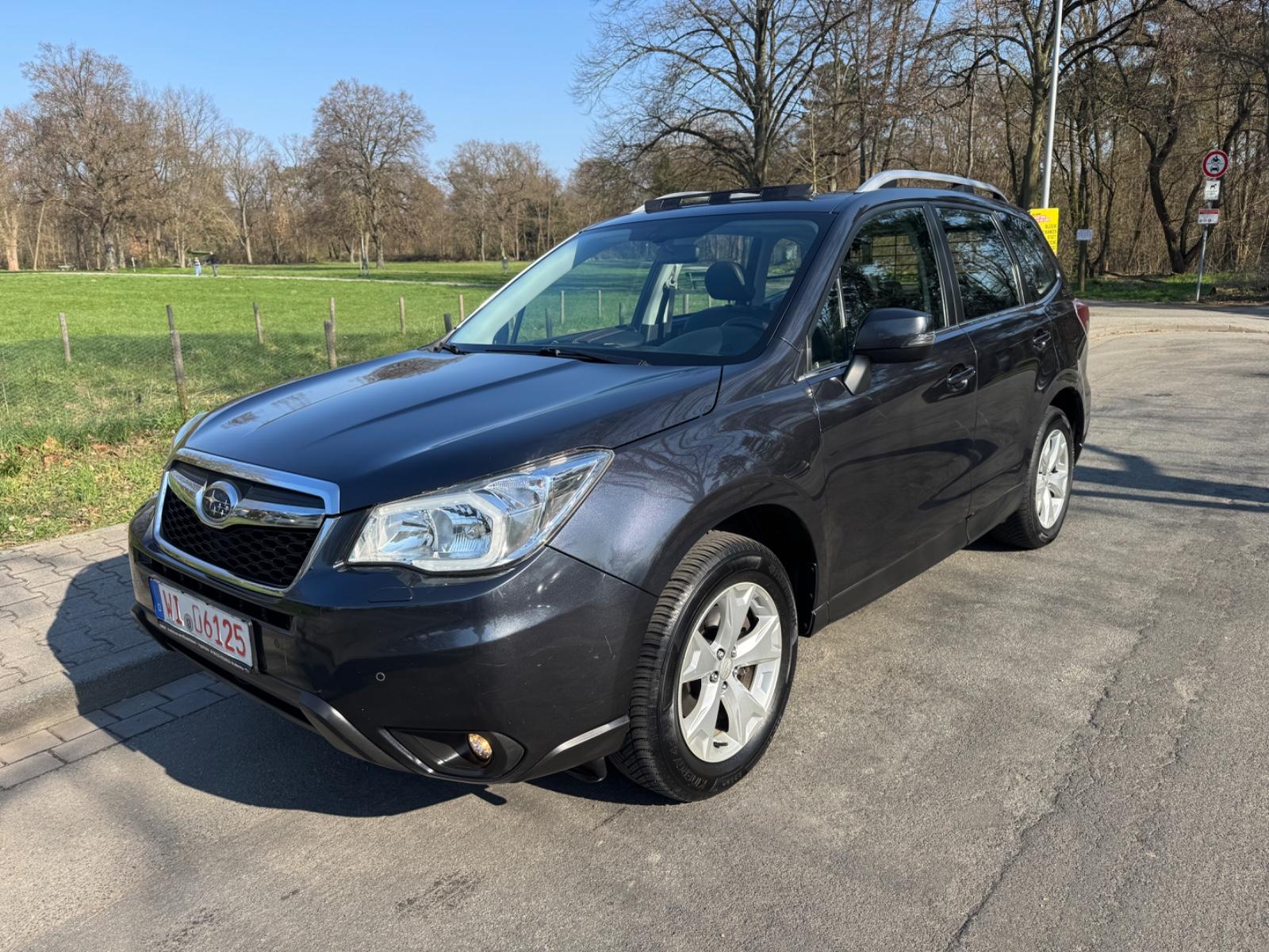 Subaru Forester 2,0 Diesel Premium Edition 35 *VOLL*