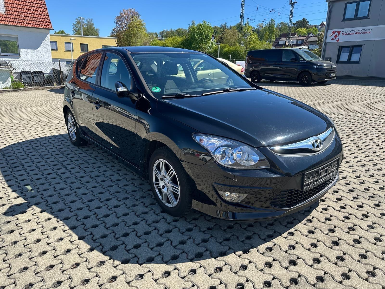 Hyundai i30 Classic* 1.4 Benziner*Klima*Scheckheft !
