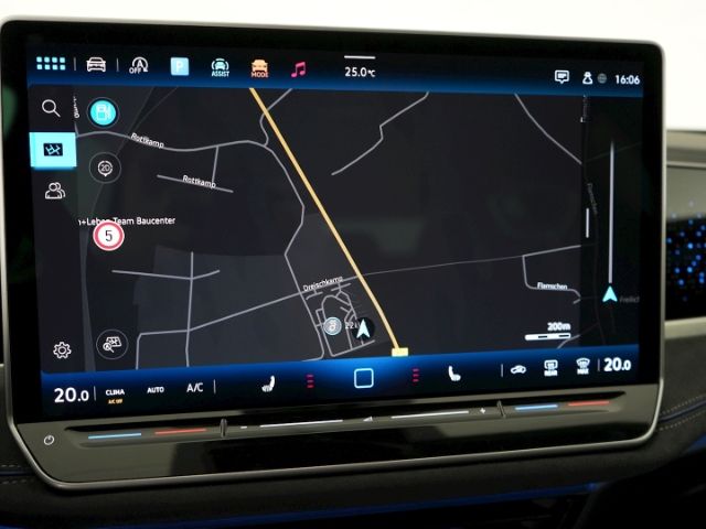 Passat Variant R-LINE TDI DSG+MATRIX-LED+AHK+NAV