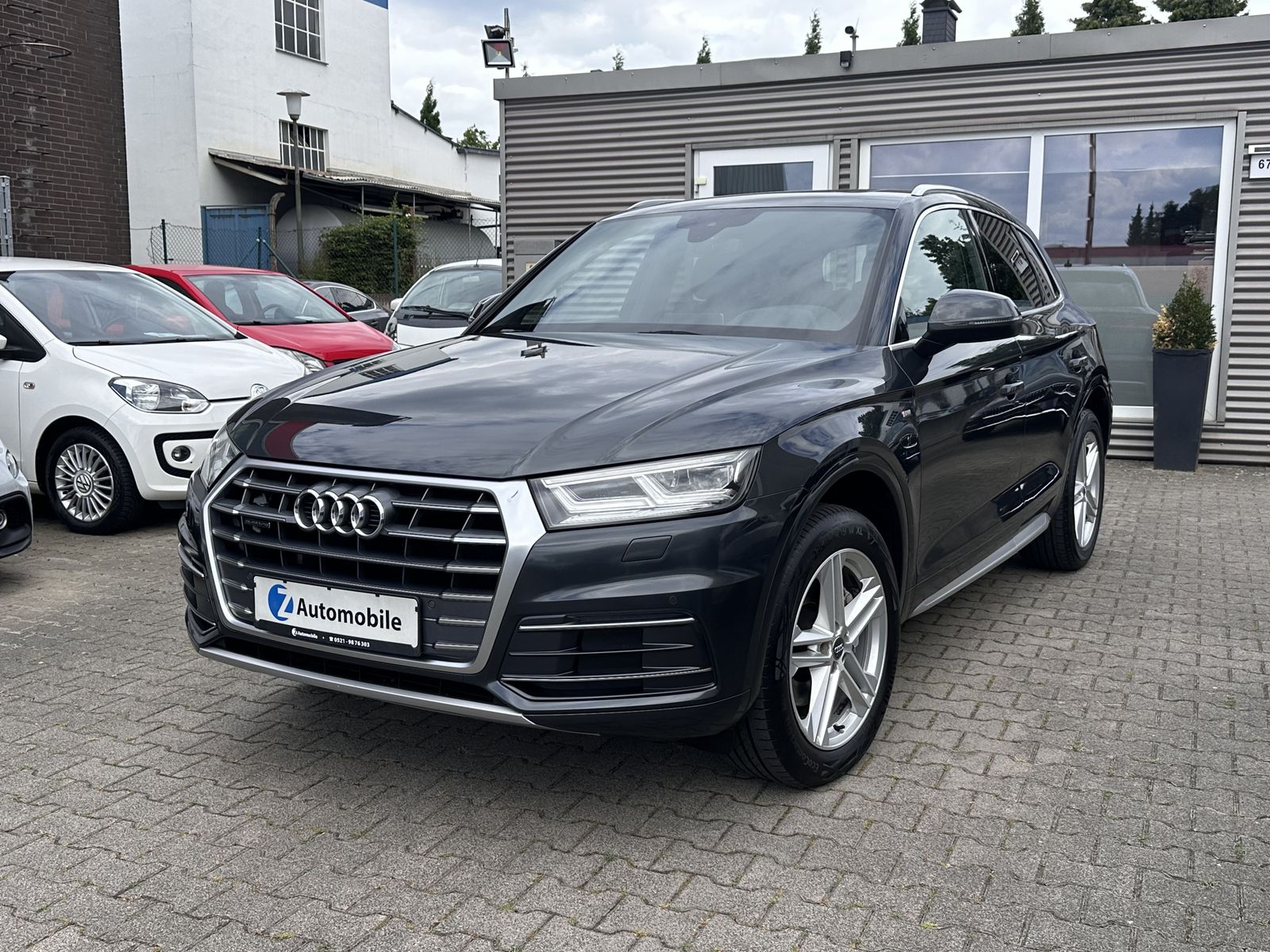 AUDI Q5 2.0 TDI quattro S-Line Sport*Panorama*Rückfah