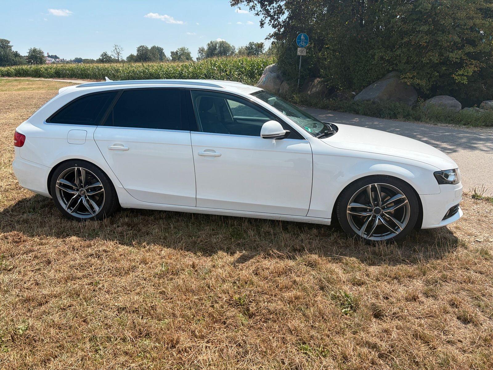 Audi A4 2009 — engine 190 HP (140kW)