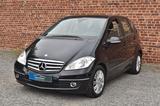 Mercedes-Benz A 180 ELEGANCE TEMPOMAT*ALU*SITZHEIZUNG*KLIMA - Mercedes-Benz A 180: Elegance