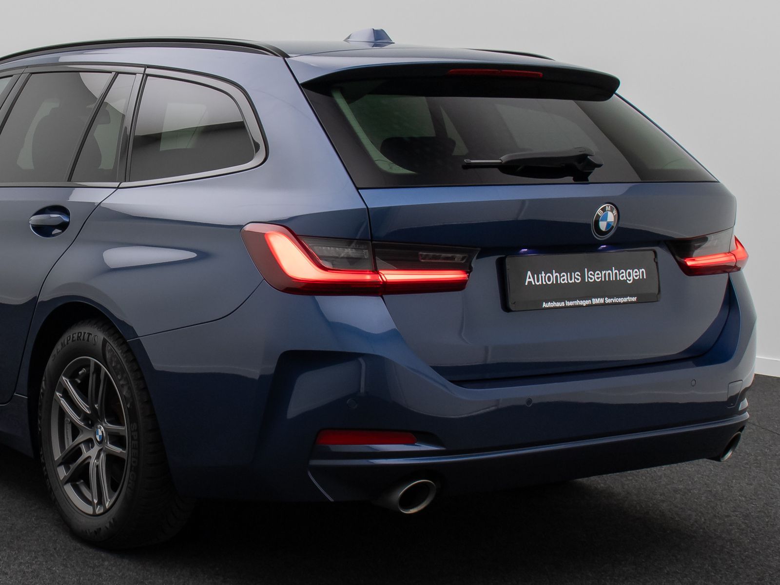 Fahrzeugabbildung BMW 318i  DAB CockPit+ PDC LED Geschwindigkeitsreg.