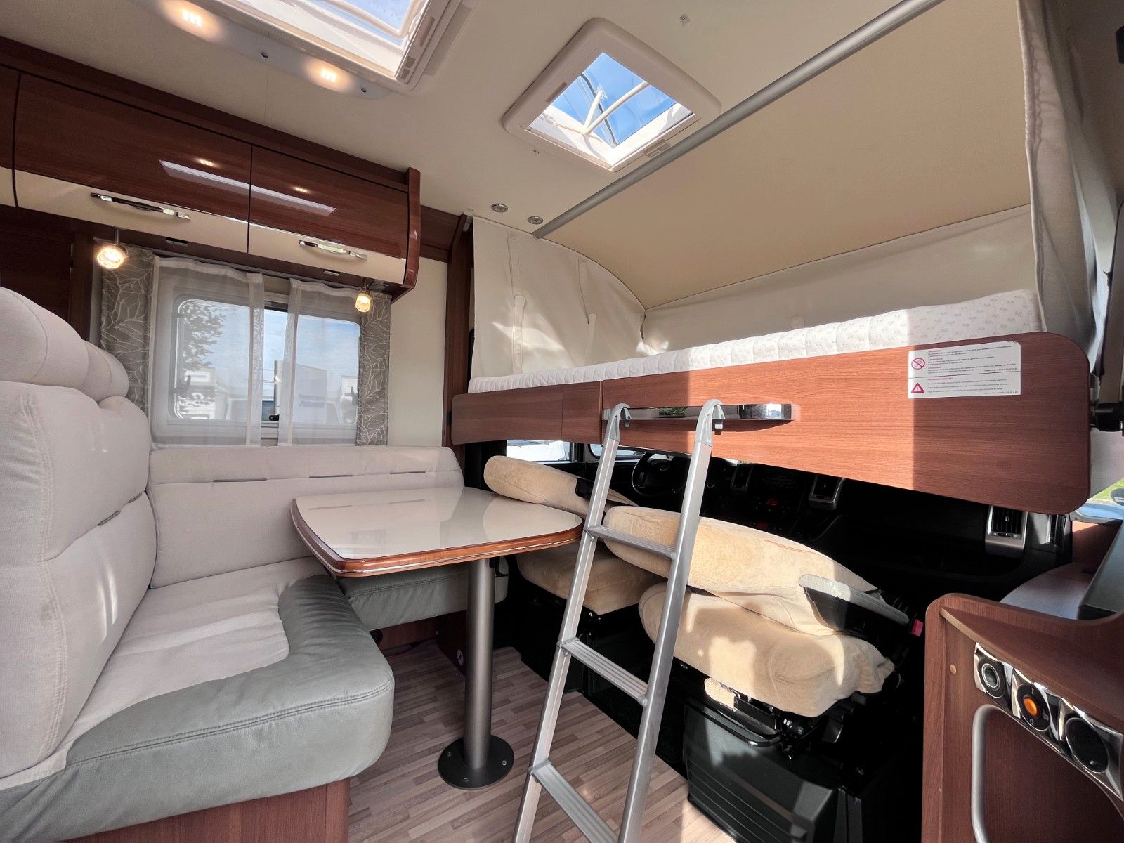 Fahrzeugabbildung LMC Explorer Comfort I 615 - Neuzustand -