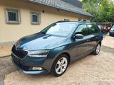 Skoda Fabia Combi Style-KAMERA-KEYLES-LED-AHK-NAVI-ACC - Skoda Fabia: Combi Style