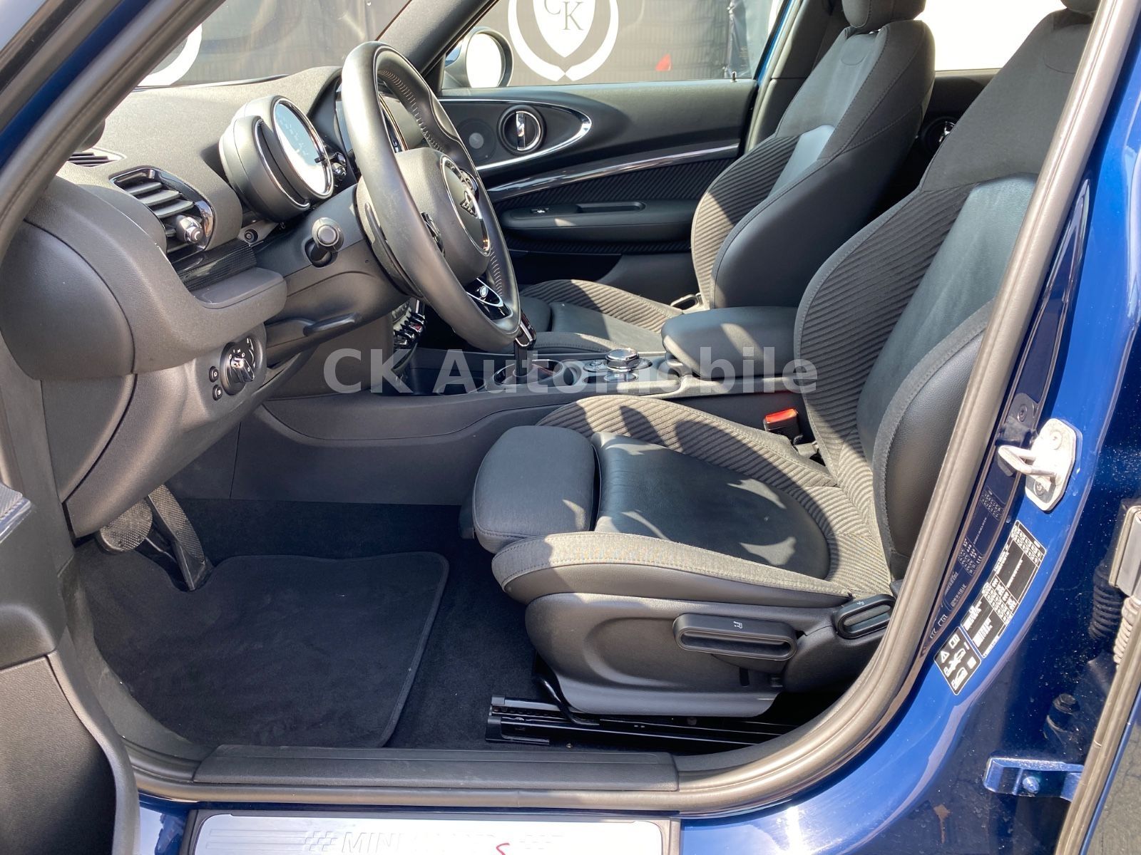 Fahrzeugabbildung MINI Cooper S Clubman All4 Chili/Navi Plus/LED/Kamera