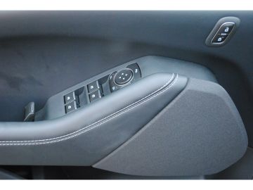 Fahrzeugabbildung Ford Mustang MACH-E Base Extendet Range 99 kWh+REICHW