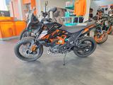 KTM Adventure 390 SW Akra / viel Zubehör - KTM 390 ADVENTURE SW