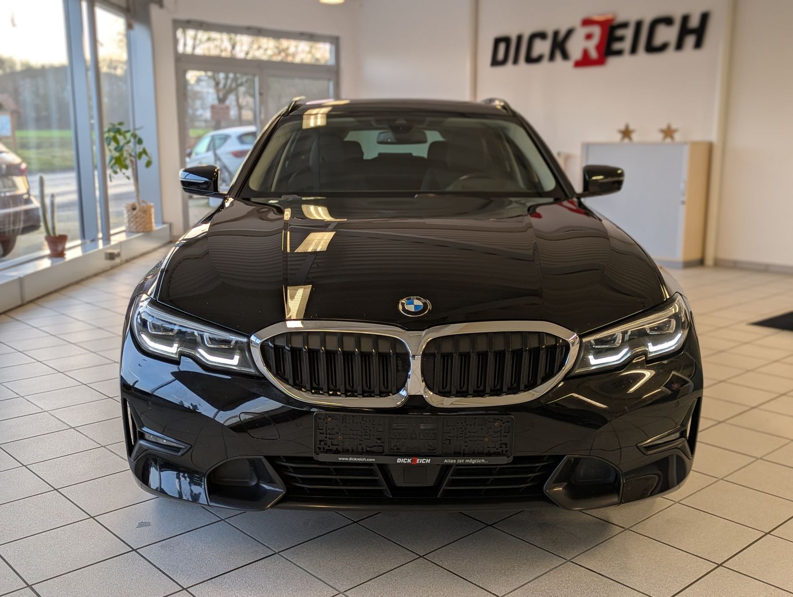 BMW 320 d xDrive Sport Line HUD Shadow LED ACC AHK - Image 2