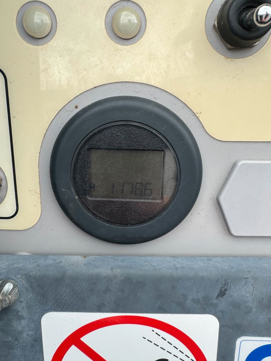 Fahrzeugabbildung Andere Aichi SP 14 DJ / 1.178h / Arbeitshöhe: 15,9m