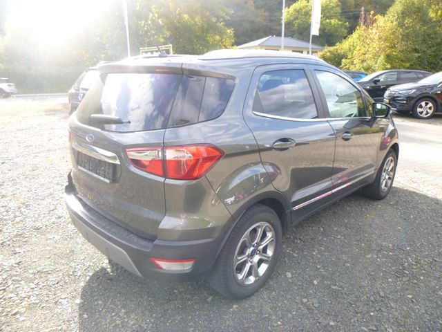 EcoSport Titanium *AHK *8fach bereift