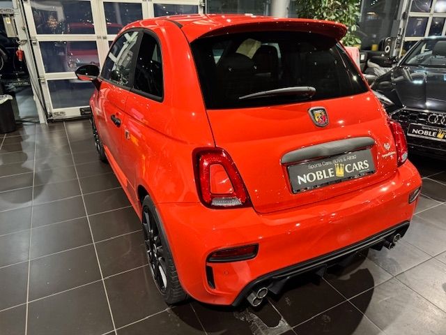 Fahrzeugabbildung Abarth 695 Autom. Beats Navi Carplay PDC