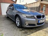 BMW 320i Touring - - BMW 320 aus 2009: Kombi, 320i