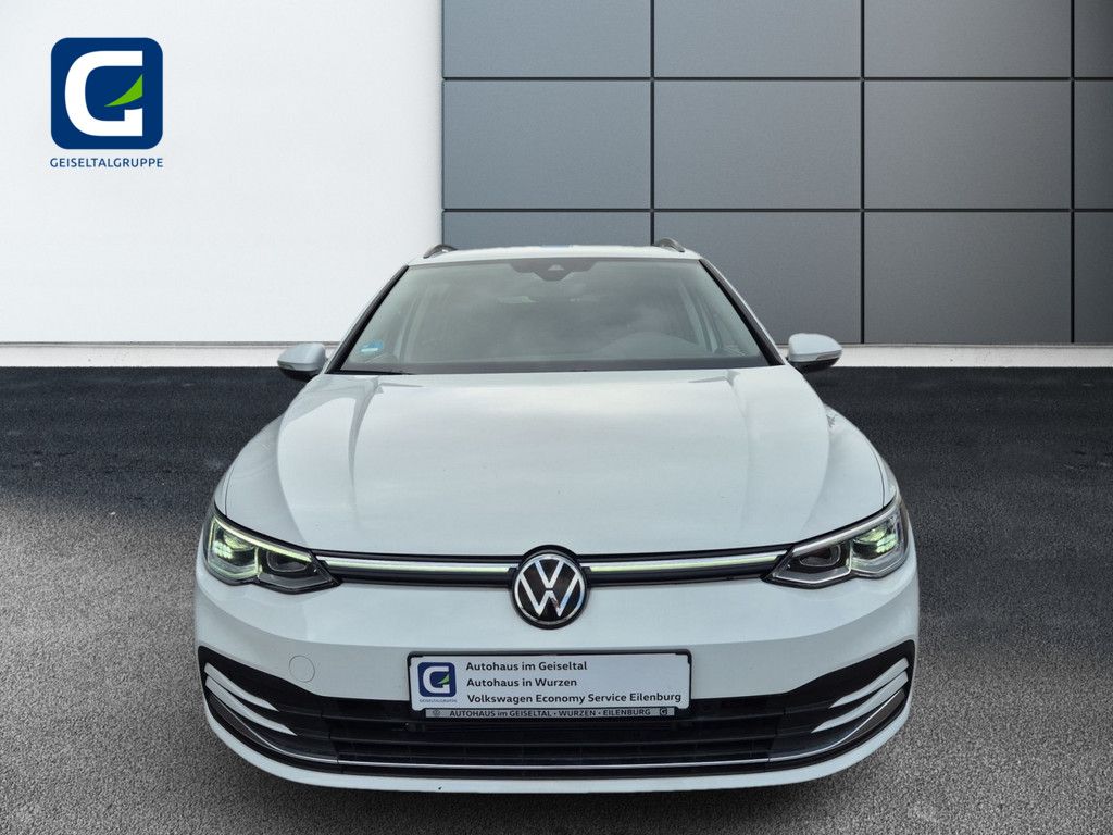 Golf VIII Variant 1.5 eTSI Style *DSG*AHK*LED*NA