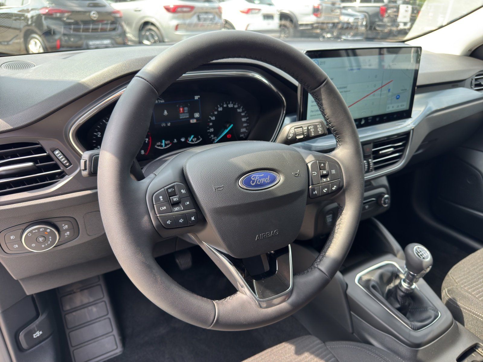 Fahrzeugabbildung Ford Focus Turnier Active WINTER/EASY-PARK/FAHRERASII